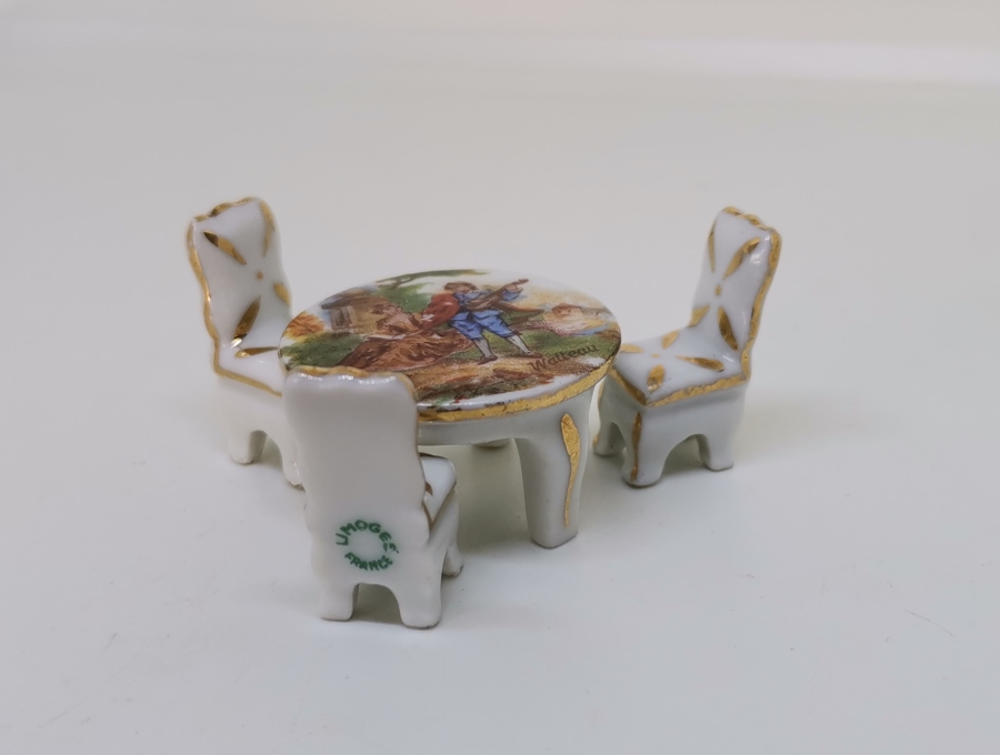 ÜZERİ ALTIN VARAKLI LİMOGES MARKA ANTİKA PORSELEN MİNYATÜR YEMEK ODASI TAKIMI