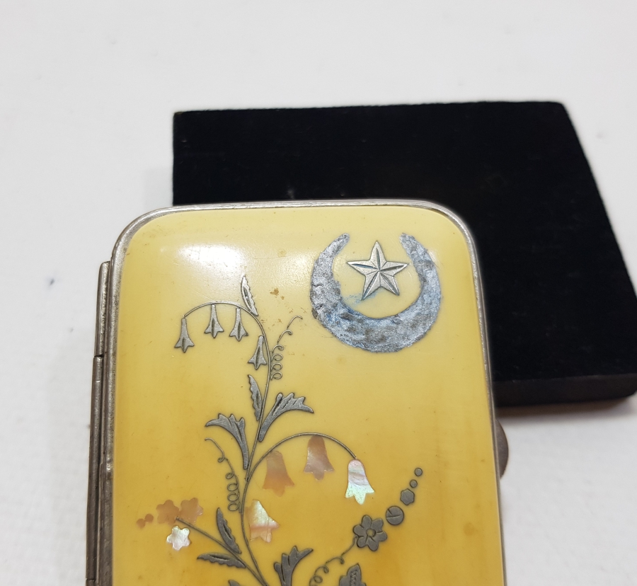 GÜMÜŞ VE SEDEF ÇAKMA İŞÇİLİKLİ OSMANLI DÖNEMİ AY YILDIZLI BAKALİT CÜZDAN