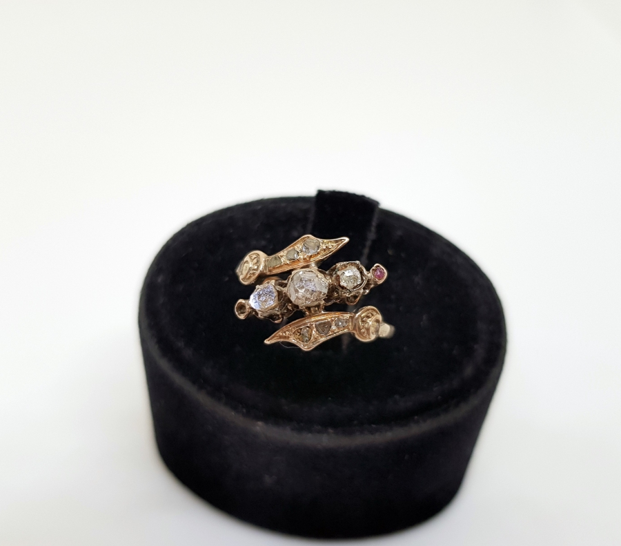 HİLALLİ GİRİT MODELİ ÇOK NADİR ELMAS TAŞLI OSMANLI ALTIN YÜZÜK