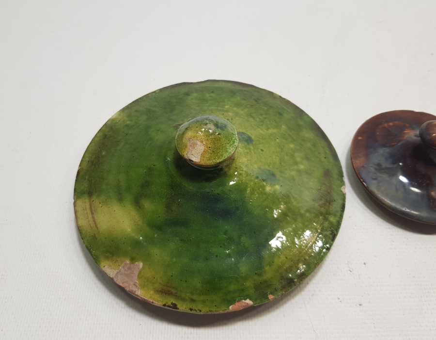 1800 BAŞLARI ÇANAKKALE YAPIMI OSMANLI DÖNEMİ İKİ ADET TOPRAK KAPAK