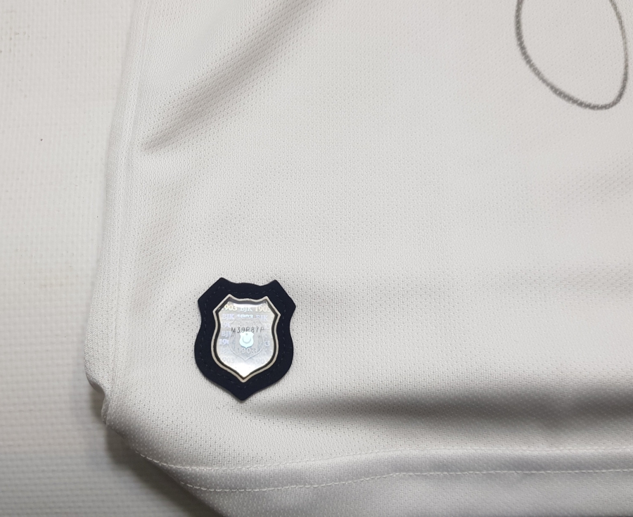 2018-2019 SEZONU 19 FUTBOLCU İMZALI BEŞİKTAŞ FORMASI