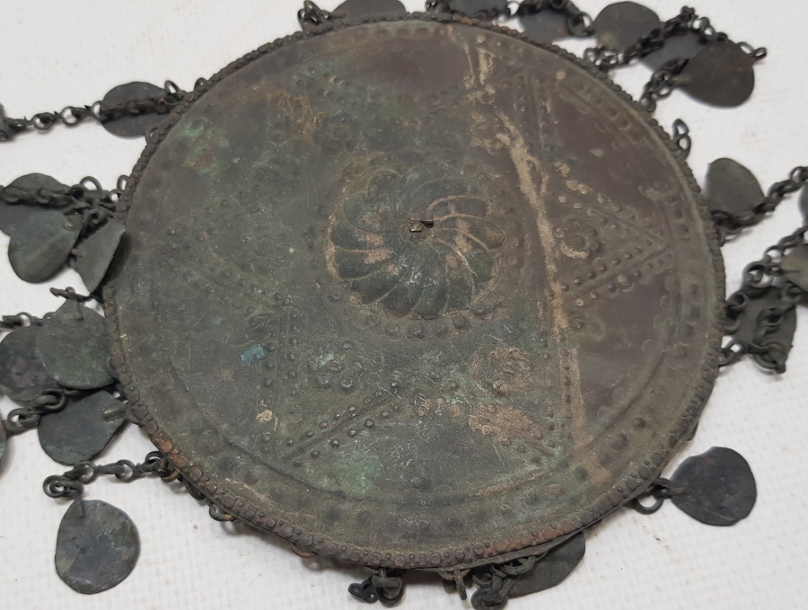 ÜZERİ KABARTMA İŞÇİLİKLİ ORİJİNAL CİNGILLARIYLA MÜHRÜ SÜLEYMANLI GELİN TEPELİĞİ