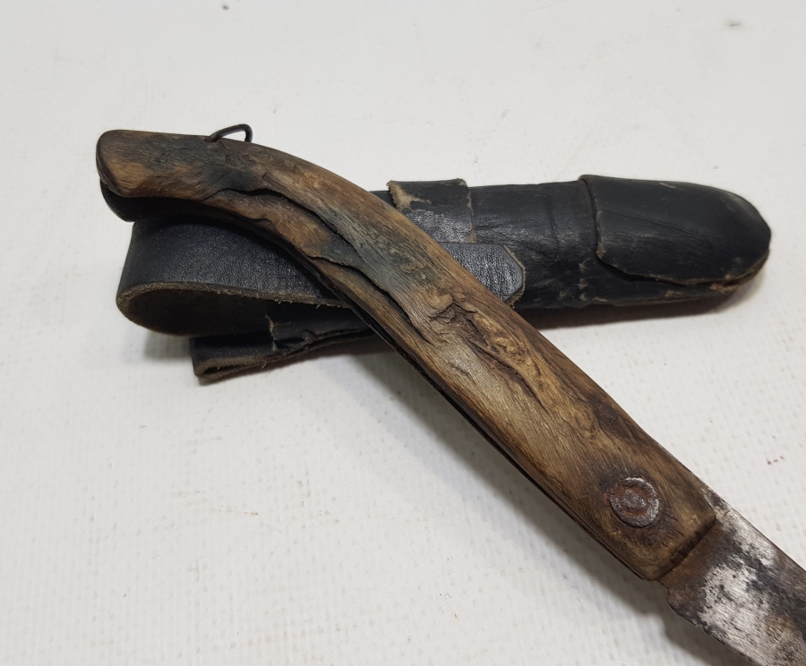 DERİ KILIFINDA BOYNUZ SAPLI EL YAPIMI BURDUR İŞİ ÇAKI