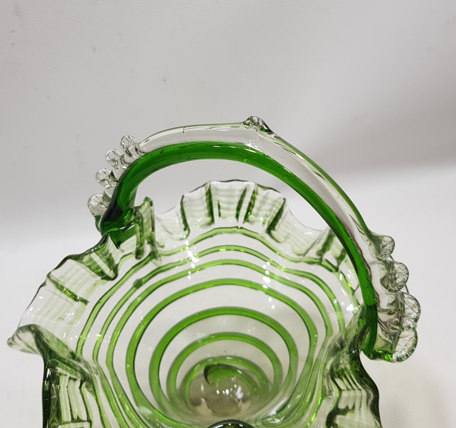 ANTİKA KOPARMA İŞÇİLİKLİ CAM BAYRAM ŞEKERLİĞİ