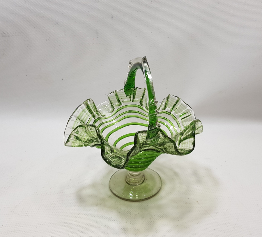 ANTİKA KOPARMA İŞÇİLİKLİ CAM BAYRAM ŞEKERLİĞİ