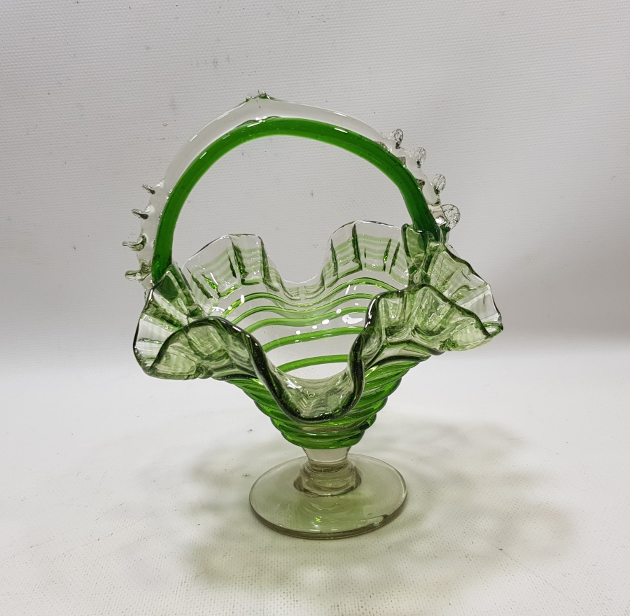 ANTİKA KOPARMA İŞÇİLİKLİ CAM BAYRAM ŞEKERLİĞİ