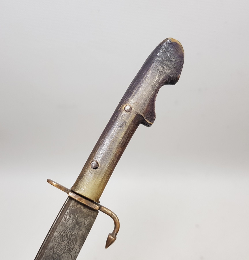 ÜZERİNDE ANADOLU ASLANI KARTAL VE YILAN FİGÜRLERİ BULUNAN OSMANLI DÖNEMİ BALÇAKLI BİTİRİM KAMASI - KABADAYI SALLAMASI