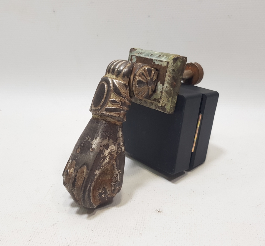 OSMANLI DÖNEMİ BÜYÜK BOY HANIMELİ KAPI TOKMAĞI