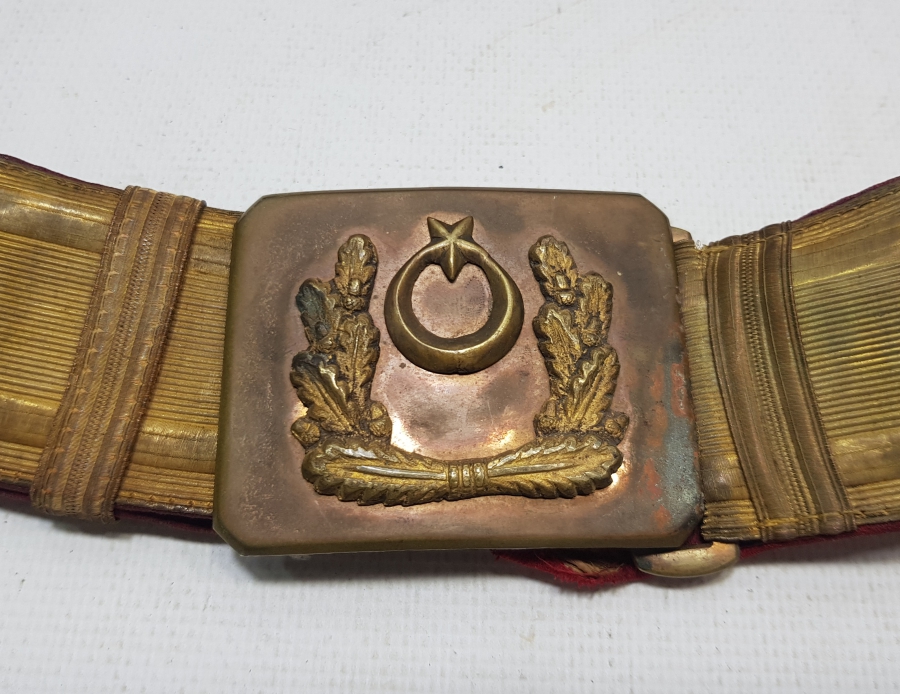 SIRMA İŞÇİLİKLİ CUMHURİYET BAŞLARI TAM TAKIM SUBAY KEMERİ