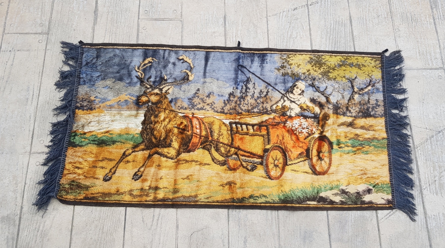 ANTİKA DUVAR HALISI