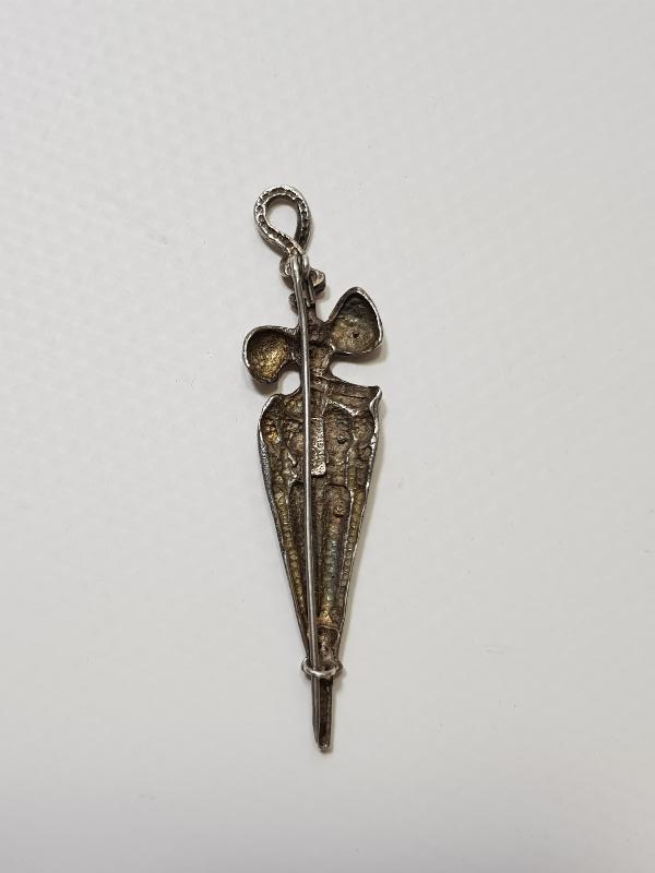 ŞEMSİYE FORMLU GÜMÜŞ BROŞ