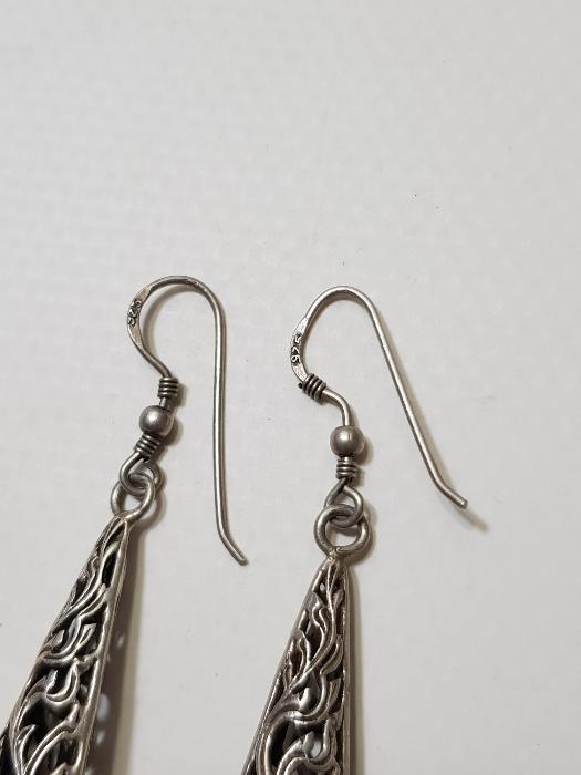 AJUR İŞÇİLİKLİ GÜMÜŞ KÜPE