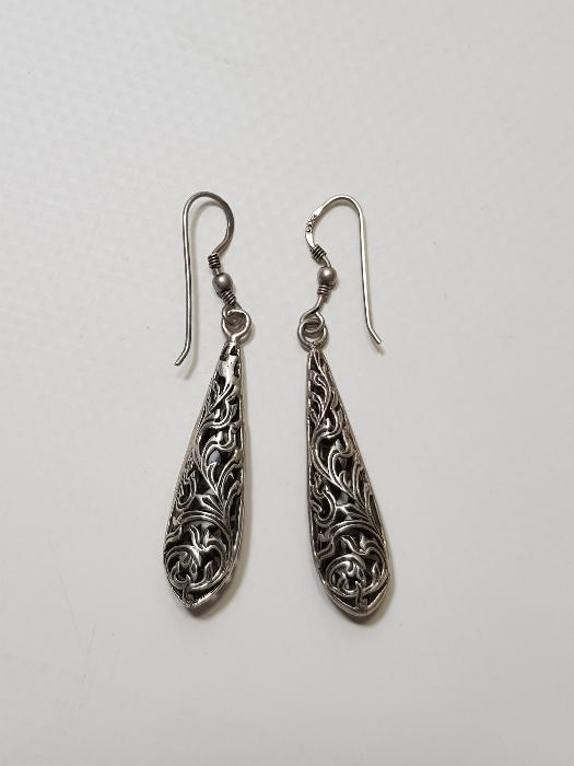 AJUR İŞÇİLİKLİ GÜMÜŞ KÜPE