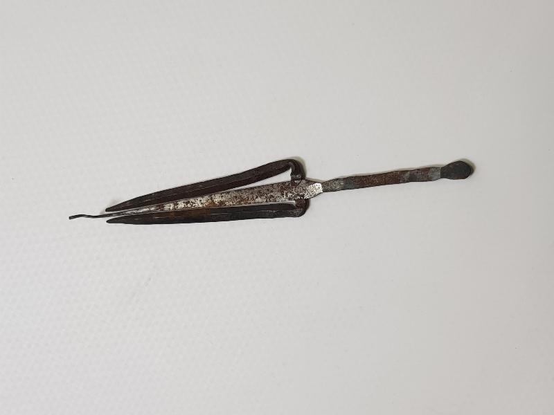 ŞAMAN KÜLTÜRÜ: ESKİ TÜRK MÜZİK ALETİ - GUBUZ - TEMİR KOMUZ