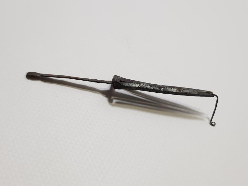 ŞAMAN KÜLTÜRÜ: ESKİ TÜRK MÜZİK ALETİ - GUBUZ - TEMİR KOMUZ