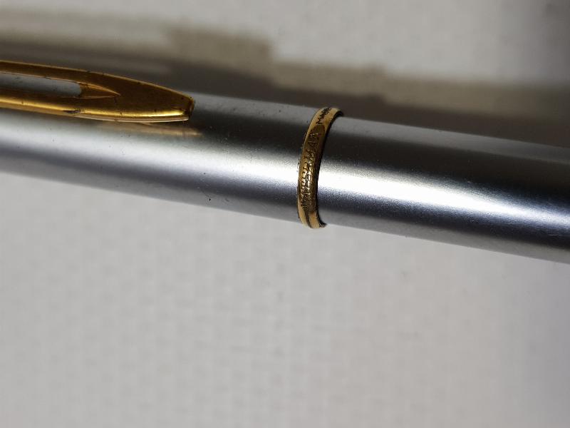 ALTIN UÇLU WATERMAN DOLMA KALEM