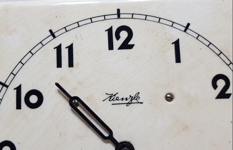 ANTİKA PORSELEN DUVAR SAATİ