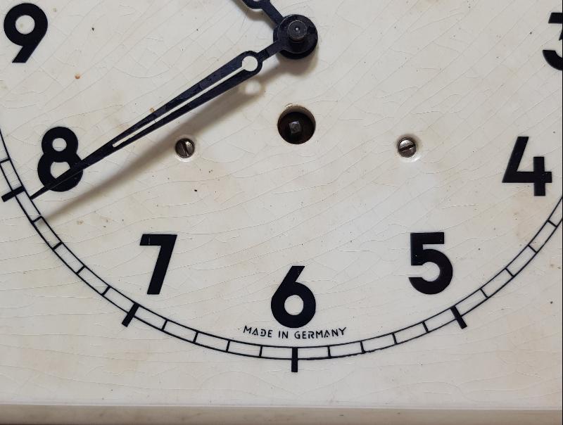 ANTİKA PORSELEN DUVAR SAATİ