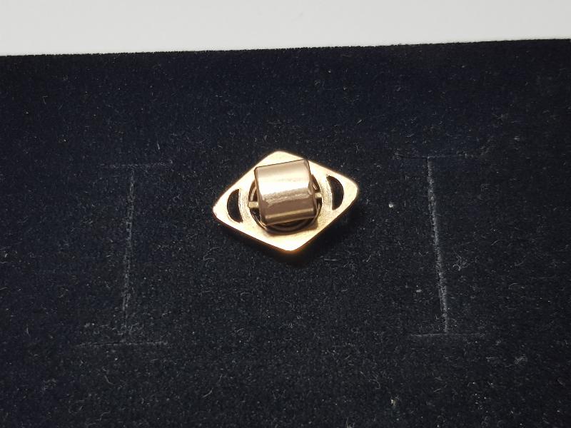 OSMANLI DÖNEMİ YAKUT TAŞLI ALTIN KAPLAMA SAAT KÖSTEĞİ SÜRGÜSÜ