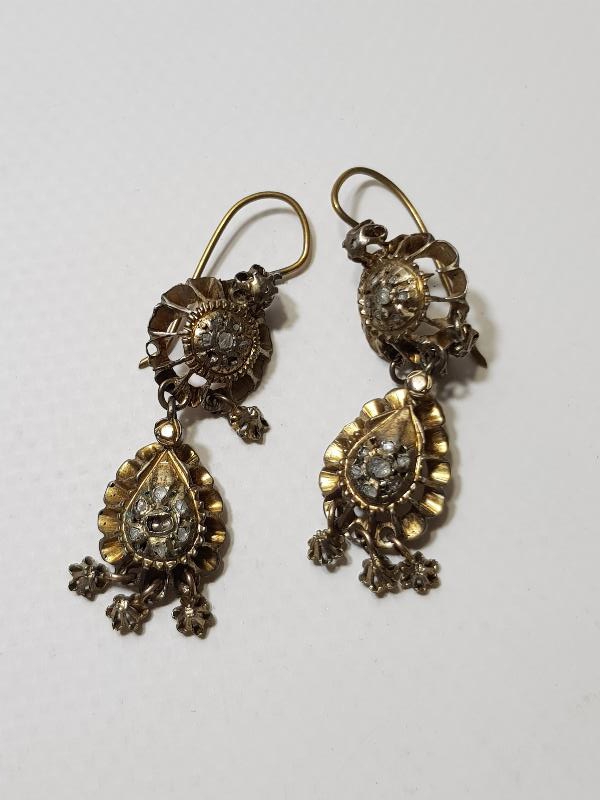 OSMANLI DÖNEMİ ELMAS TAŞLI DUT KÜPE