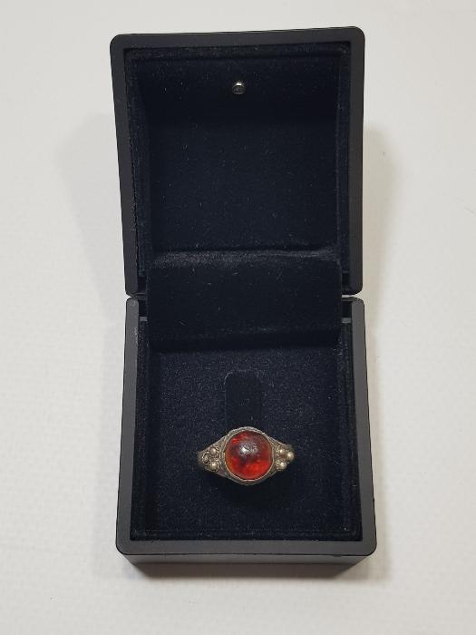 OSMANLI DÖNEMİ KEHRİBAR TAŞLI GÜMÜŞ YÜZÜK