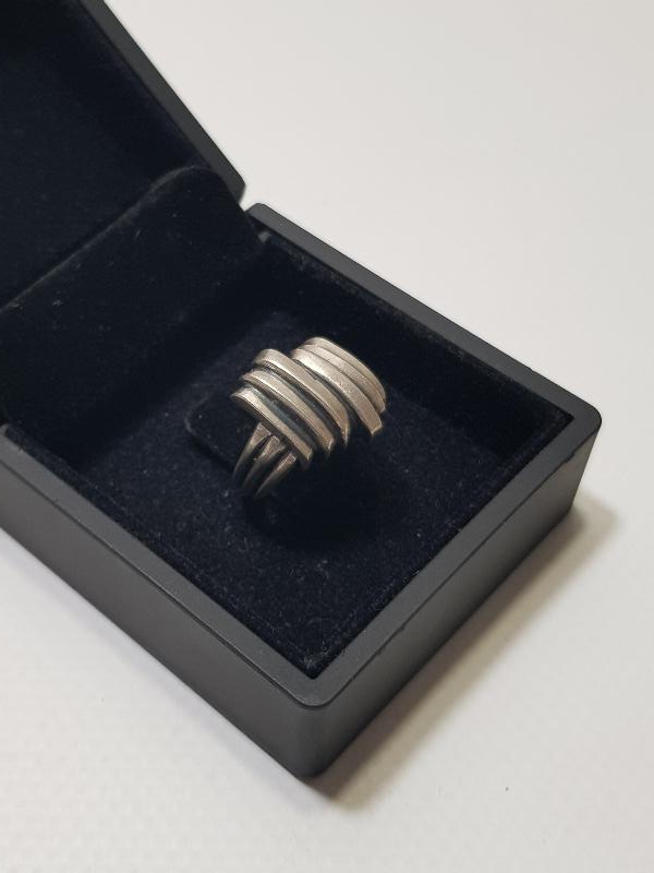 DİLİMLİ GÜMÜŞ YÜZÜK