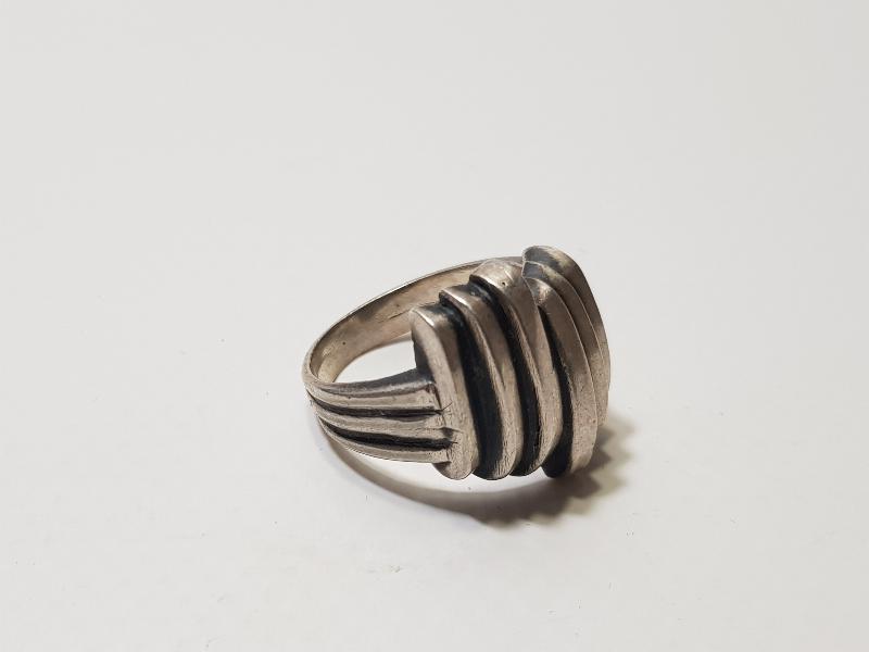 DİLİMLİ GÜMÜŞ YÜZÜK