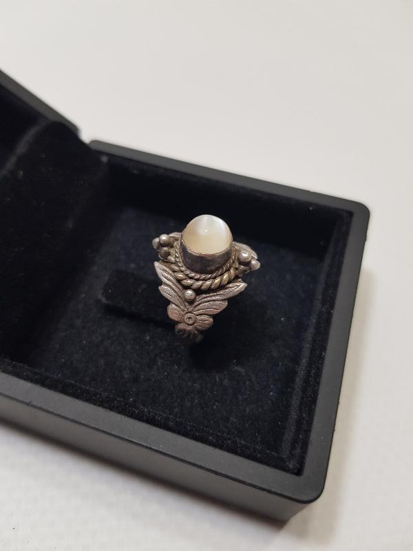 AY TAŞLI GÜMÜŞ YÜZÜK