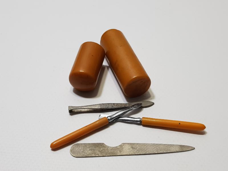 OSMANLI DÖNEMİ KUTUSUNDA KATALİN MANİKÜR PEDİKÜR TAKIMI