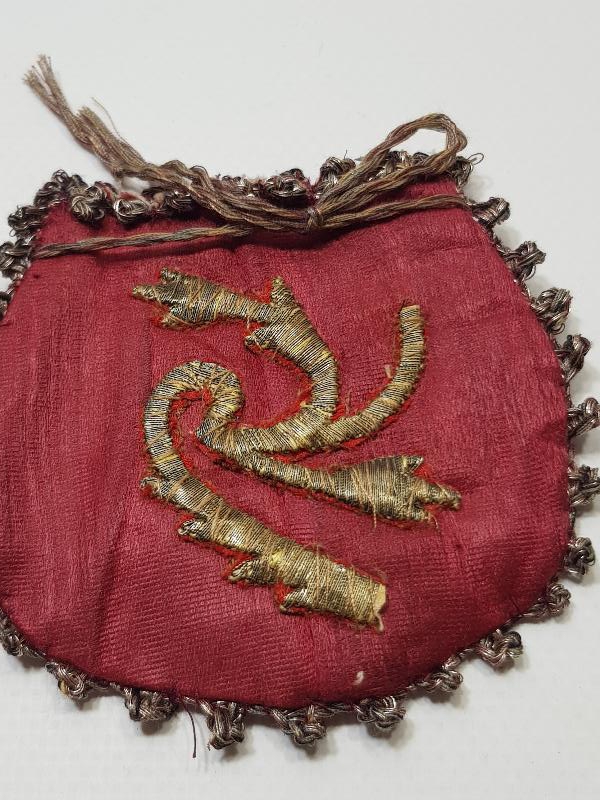 OSMANLI DÖNEMİ ALTIN SIRMA İŞLEMELİ AKÇE KESESİ