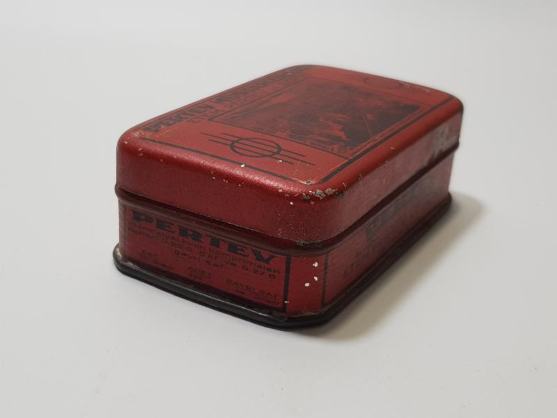 PERTEV MÜSTAHZARATI TENEKE KUTU