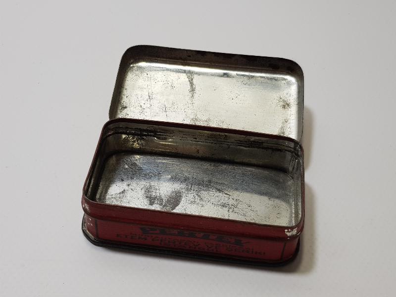 PERTEV MÜSTAHZARATI TENEKE KUTU