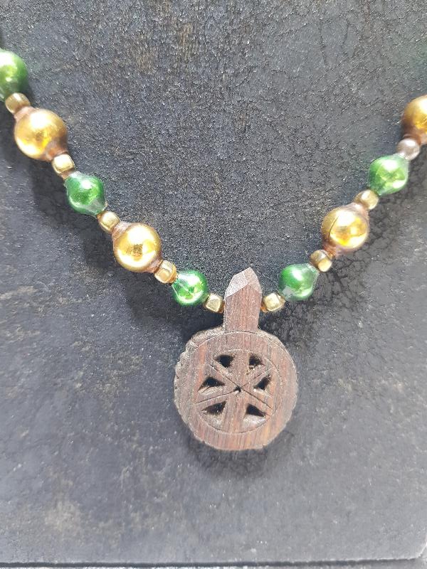 OSMANLI DÖNEMİ ALTIN YALDIZLI ÜFLEME CAM NADİR GERDANLIK