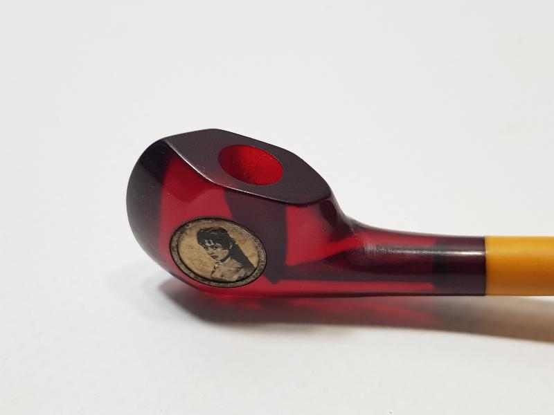 ANTİKA SIKMA KEHRİBAR VE KATALİN PİPO FORMLU AĞIZLIK