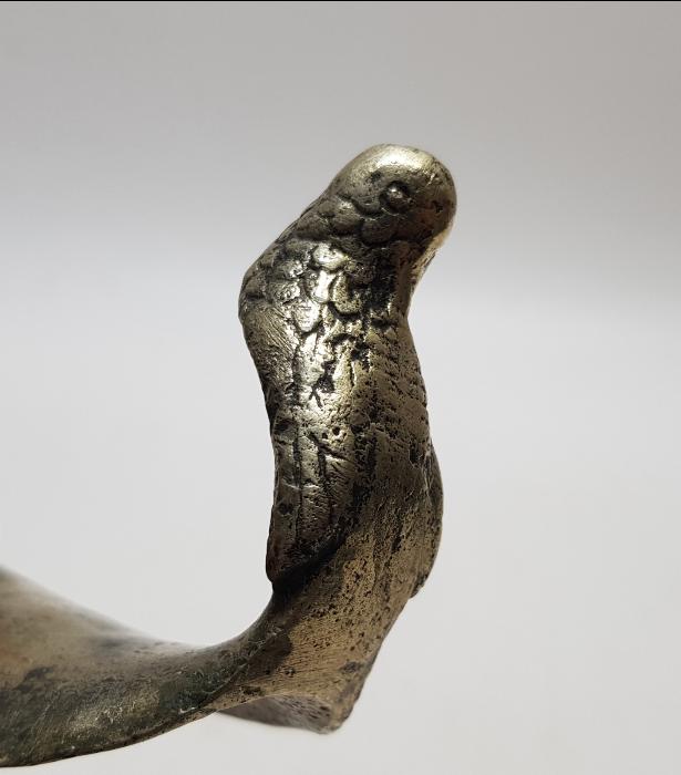 ANTİKA YILAN FORMLU KERATA