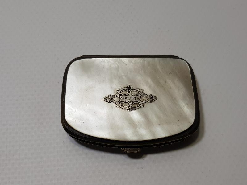 ANTİKA SEDEF BOZUK PARA CÜZDANI