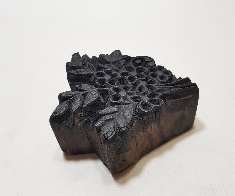 OSMANLI TEKSTİL: TOKAT BASKI KALIBI