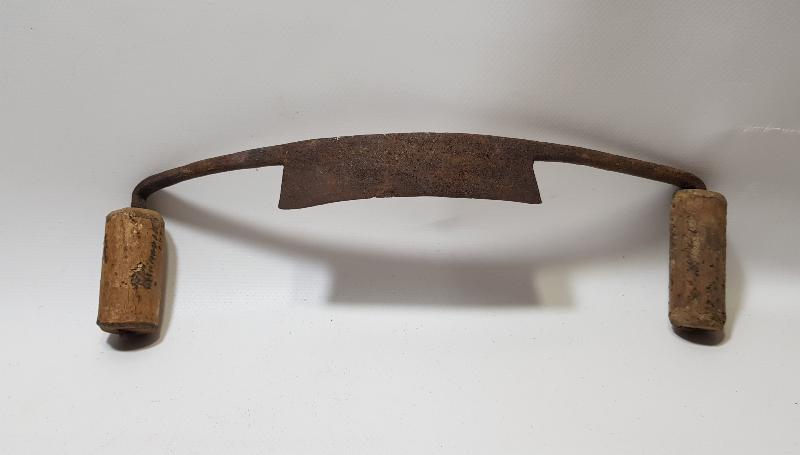 ANTİKA AĞAÇ KABUĞU SIYIRMA ALETİ