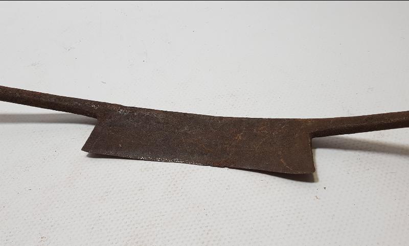 ANTİKA AĞAÇ KABUĞU SIYIRMA ALETİ