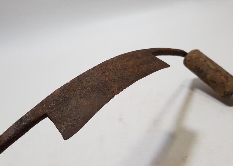 ANTİKA AĞAÇ KABUĞU SIYIRMA ALETİ