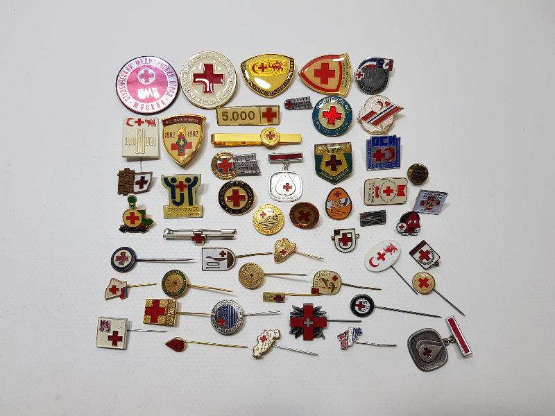 HAZIR KOLEKSİYON - KIZILHAÇ VE KIZILAY ROZET LOTU