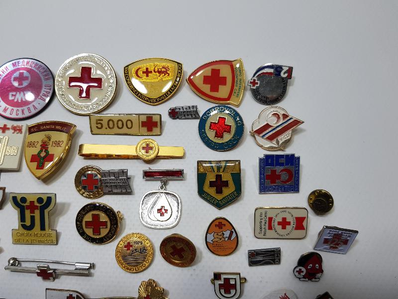 HAZIR KOLEKSİYON - KIZILHAÇ VE KIZILAY ROZET LOTU