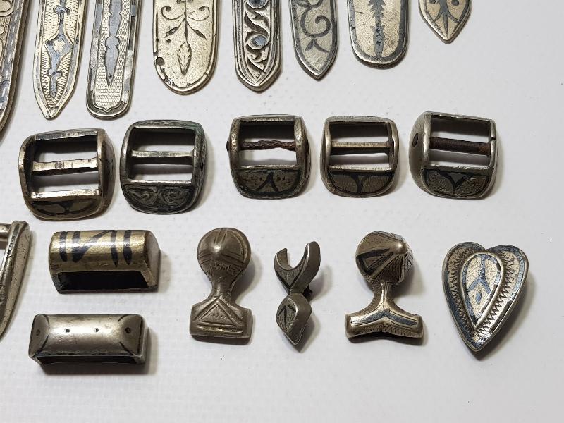 OSMANLI DÖNEMİ SAVATLI  GÜMÜŞ ÇERKES KEMERİ PARÇALARI