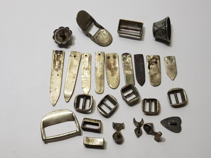 OSMANLI DÖNEMİ SAVATLI  GÜMÜŞ ÇERKES KEMERİ PARÇALARI