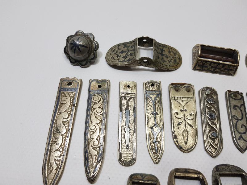 OSMANLI DÖNEMİ SAVATLI  GÜMÜŞ ÇERKES KEMERİ PARÇALARI