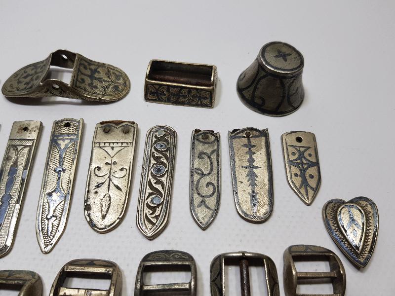 OSMANLI DÖNEMİ SAVATLI  GÜMÜŞ ÇERKES KEMERİ PARÇALARI