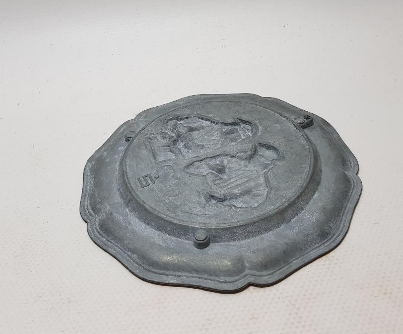 ANTİKA ZINN DUVAR TABAĞI