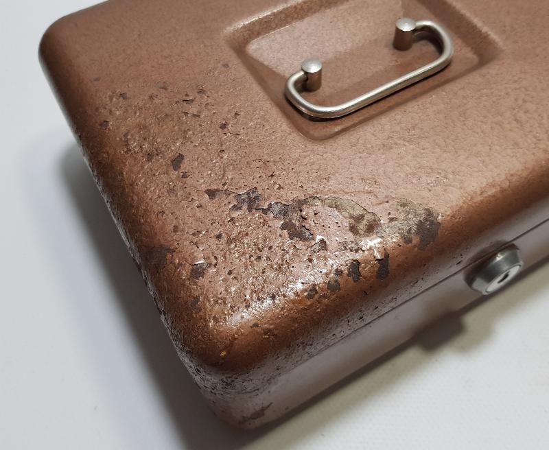 ANTİKA VEZNEDAR PARA KASASI