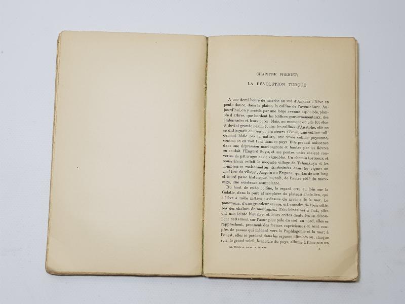 OSMANLI DEVLETİNDEN TÜRKİYE CUMHURİYETİNE FRANSIZCA KİTAP