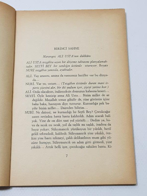 NAZIM HİKMET 1. BASKI KİTAP: SABAHAT